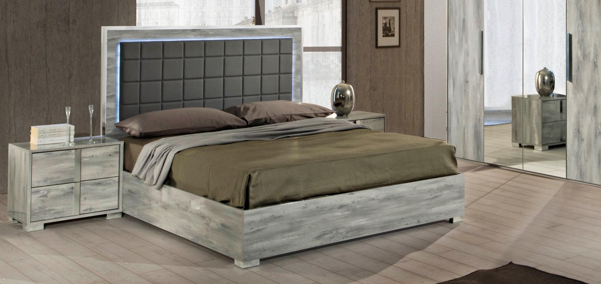 Schlafzimmer Set Bett Nachttisch Luxus Holz Polster Betten Nachttische Neu 3tlg.