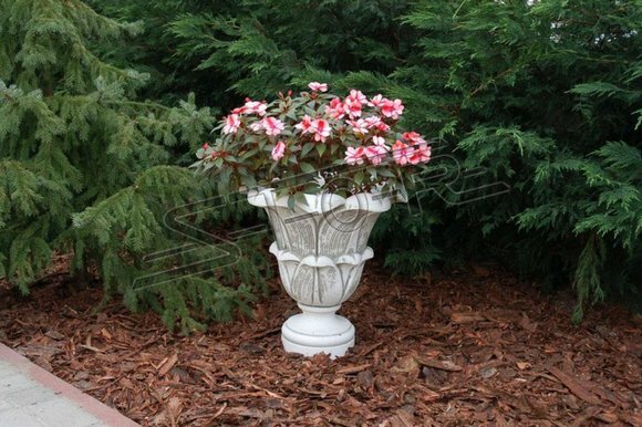 Blumenkorb Blumen Vase Gefäss Garten Figuren Terrasse Dekoration Statue