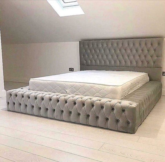 Chesterfield Big Bett Großer Kopfteil Betten Polster Hotel Samt Grau Stoff