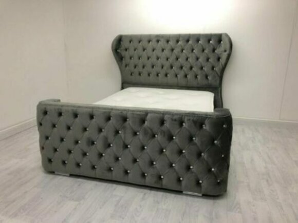 Chesterfield Bett Design Schlafzimmer Englisches Polster Betten 180x200cm