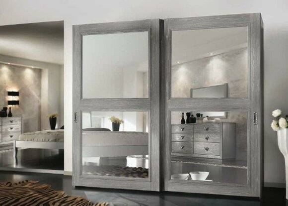 Schränke Schrank Kleiderschrank Schiebetüren Holz Möbel Einrichtung Italien