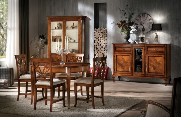 Esszimmer-Set 4x Stühle 4x Vitrine Gruppe Esszimmer-Set Vitrine Kommode