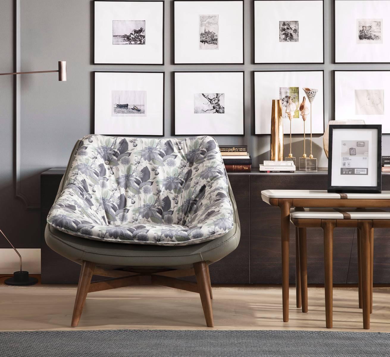 Moderner Grauer Sessel Blumenmuster Wohnzimmer Relax Einsitzer Holzfüße