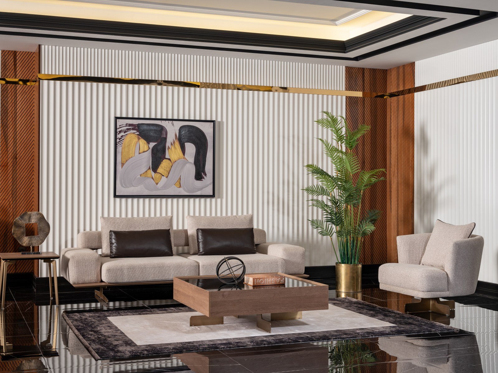 Beiger Holz-Textil Metall Sessel im modernen Design