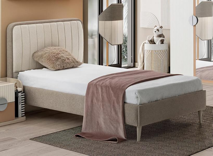 Elegantes Polsterbett mit gestepptem Kopfteil für stilvolles Jugendzimmer