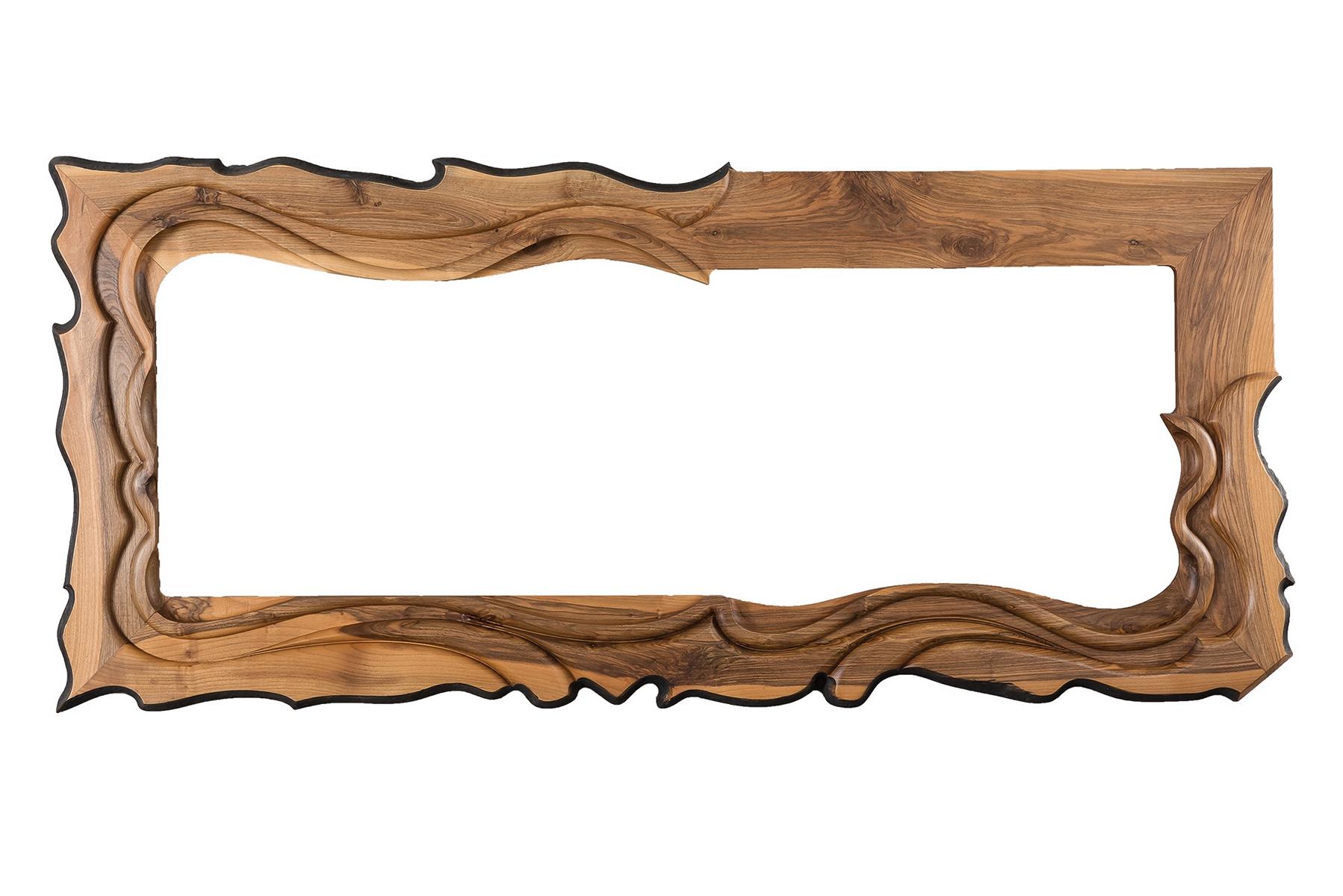 Brauner Holzspiegel modern und klassisch elegant