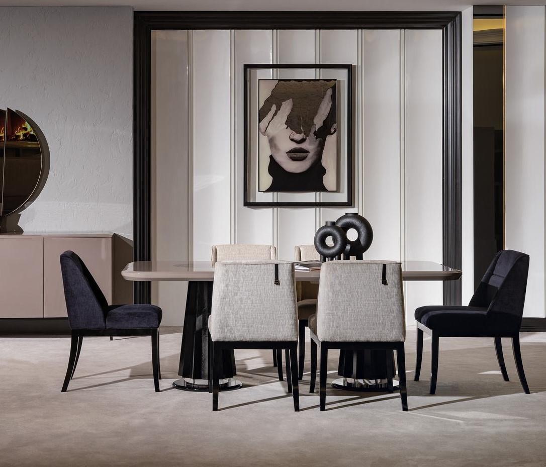 Moderner Esstisch aus Holz in Beige, elegantes Design