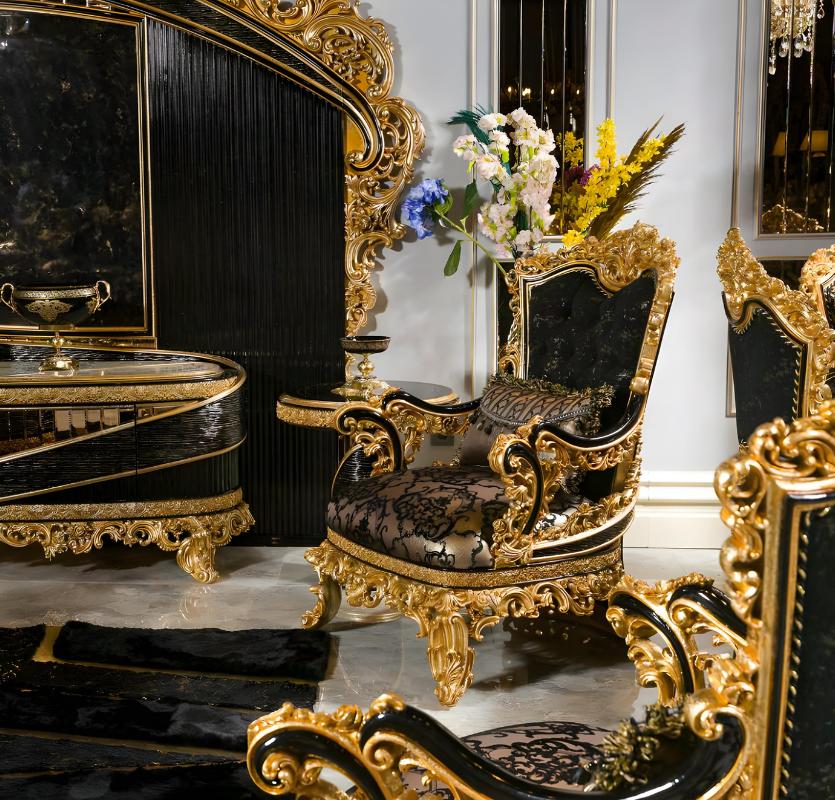 Moderner schwarzer Textil-Sessel aus Holz