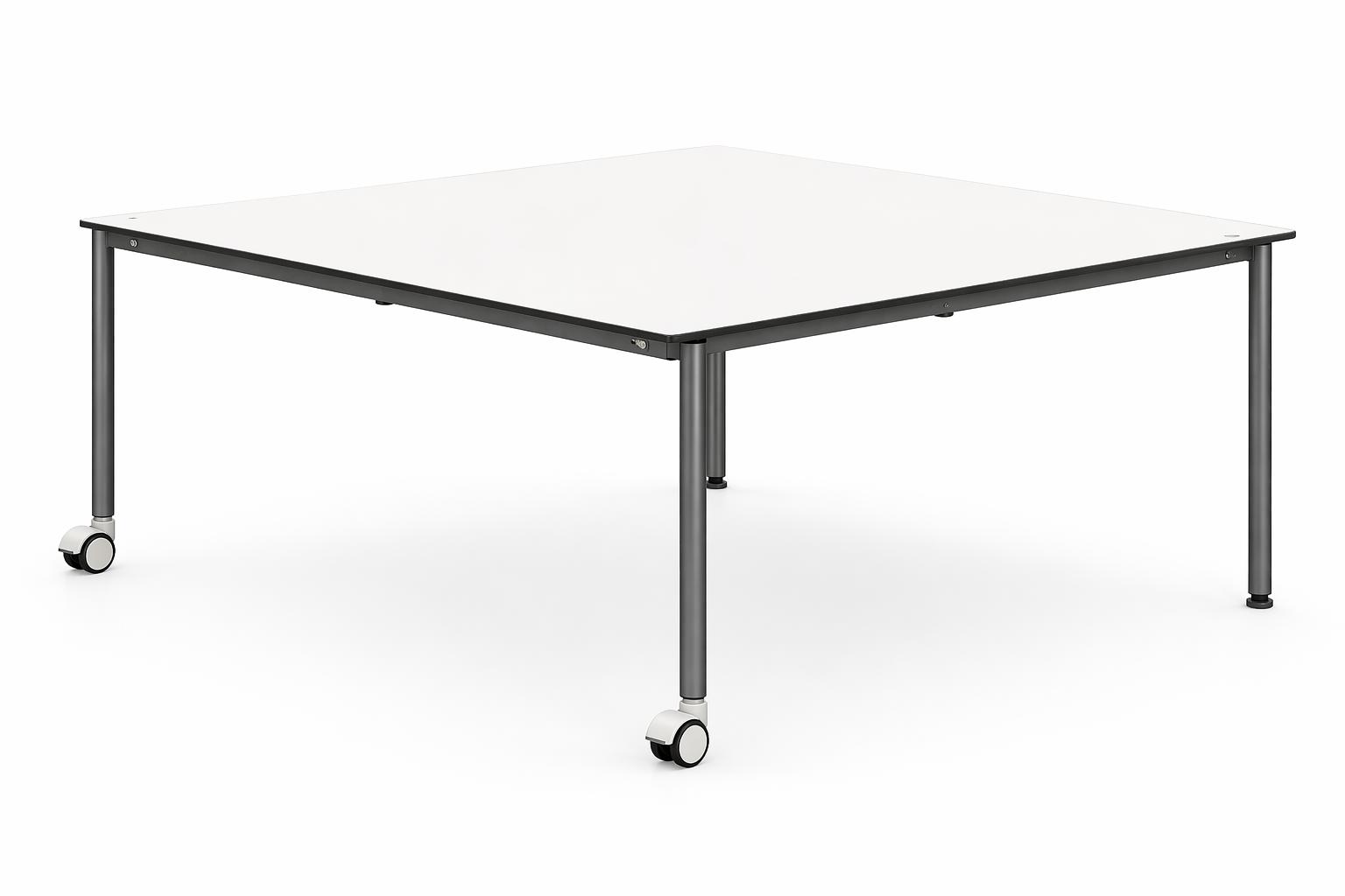 Minimalistischer Schreibtisch mit Metallrahmen und praktischen Rollen