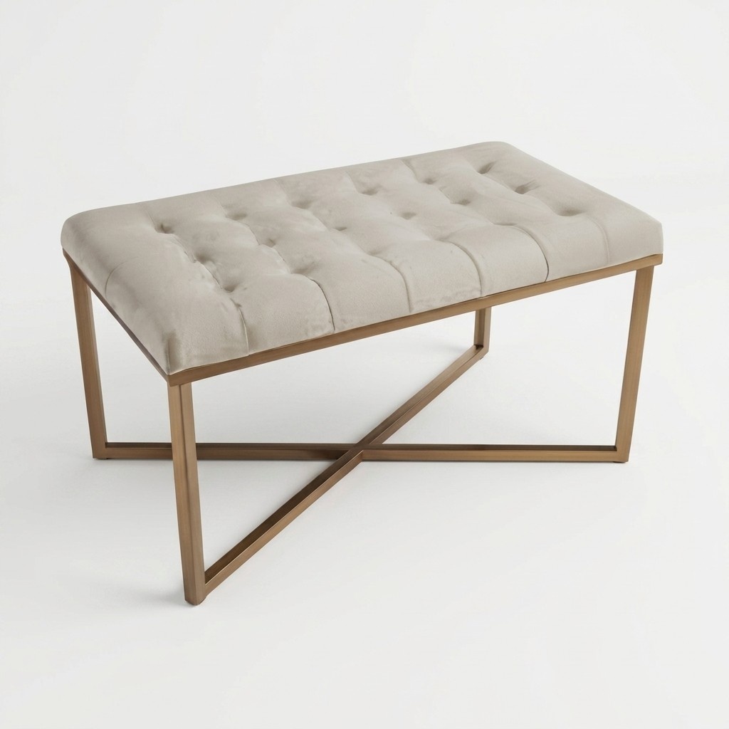 Beiger Holz Hocker im eleganten Design