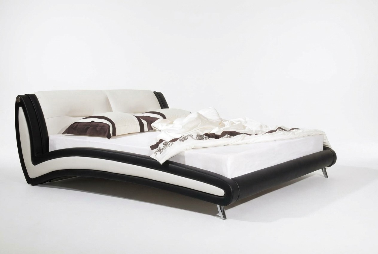Designer Bett Betten Ehebett Doppelbett Polsterbett Schlafzimmer Lederbett