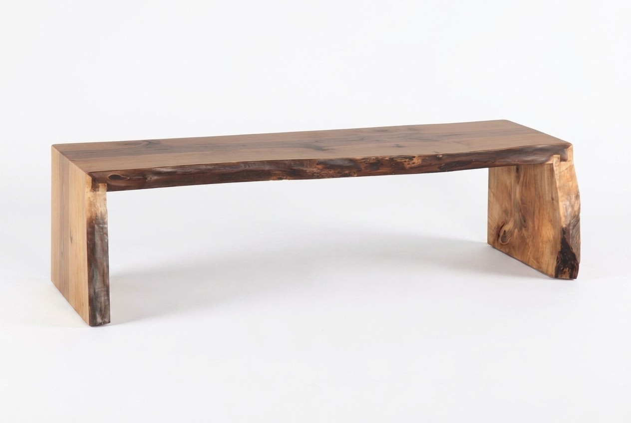 Elegante braune Holz-Sitzbank modern, stilvoll, komfortabel