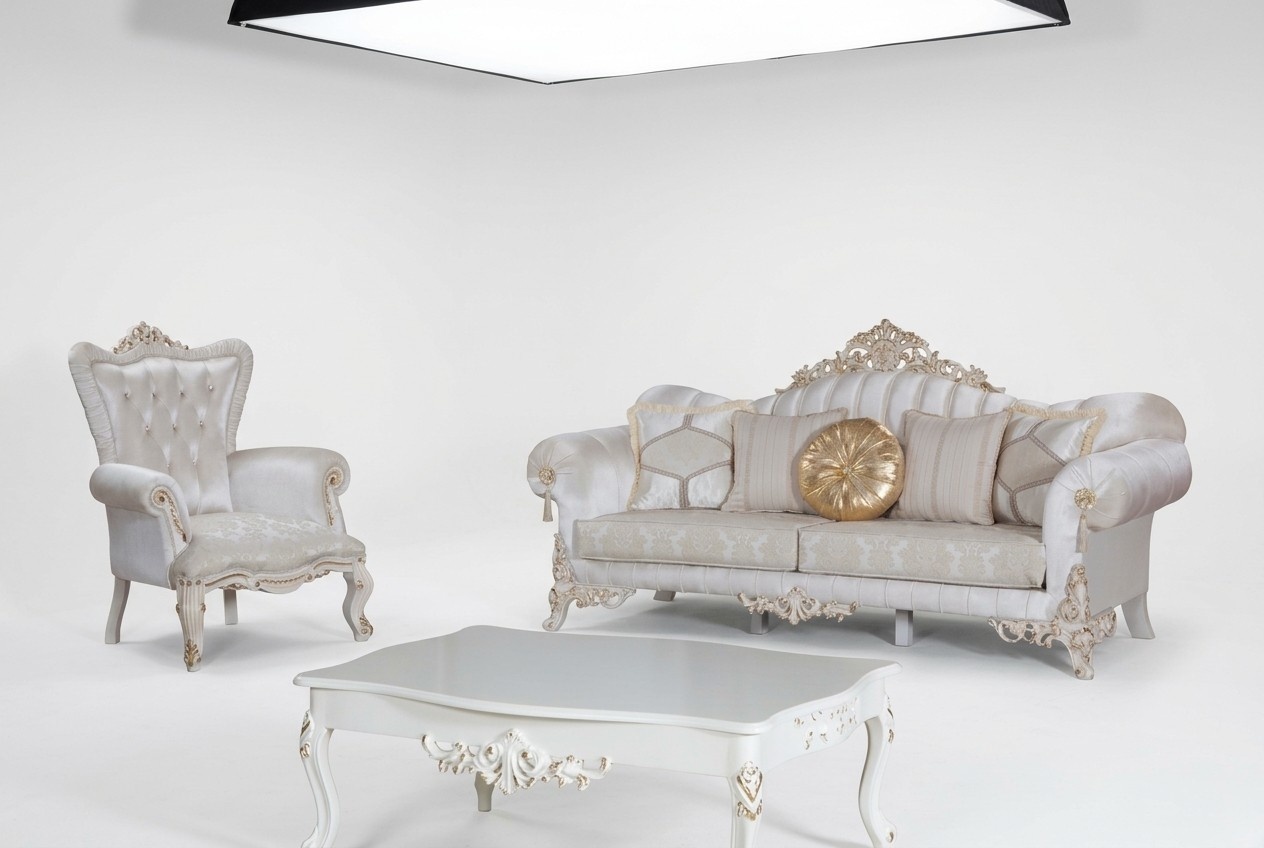 Luxus Dreisitzer Couch Polster Möbel 3+1 Sitzer Couchtisch Möbel 3tlg Set