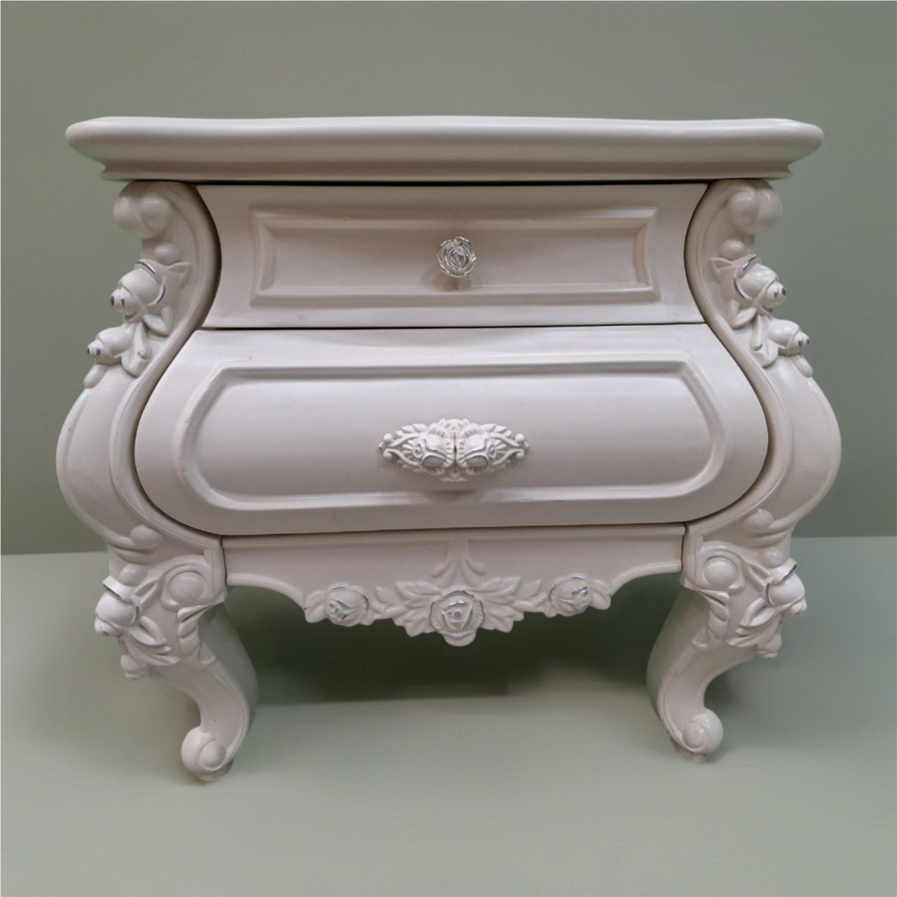 Kleine Kommode als Nachttisch mit Schublade Sofort