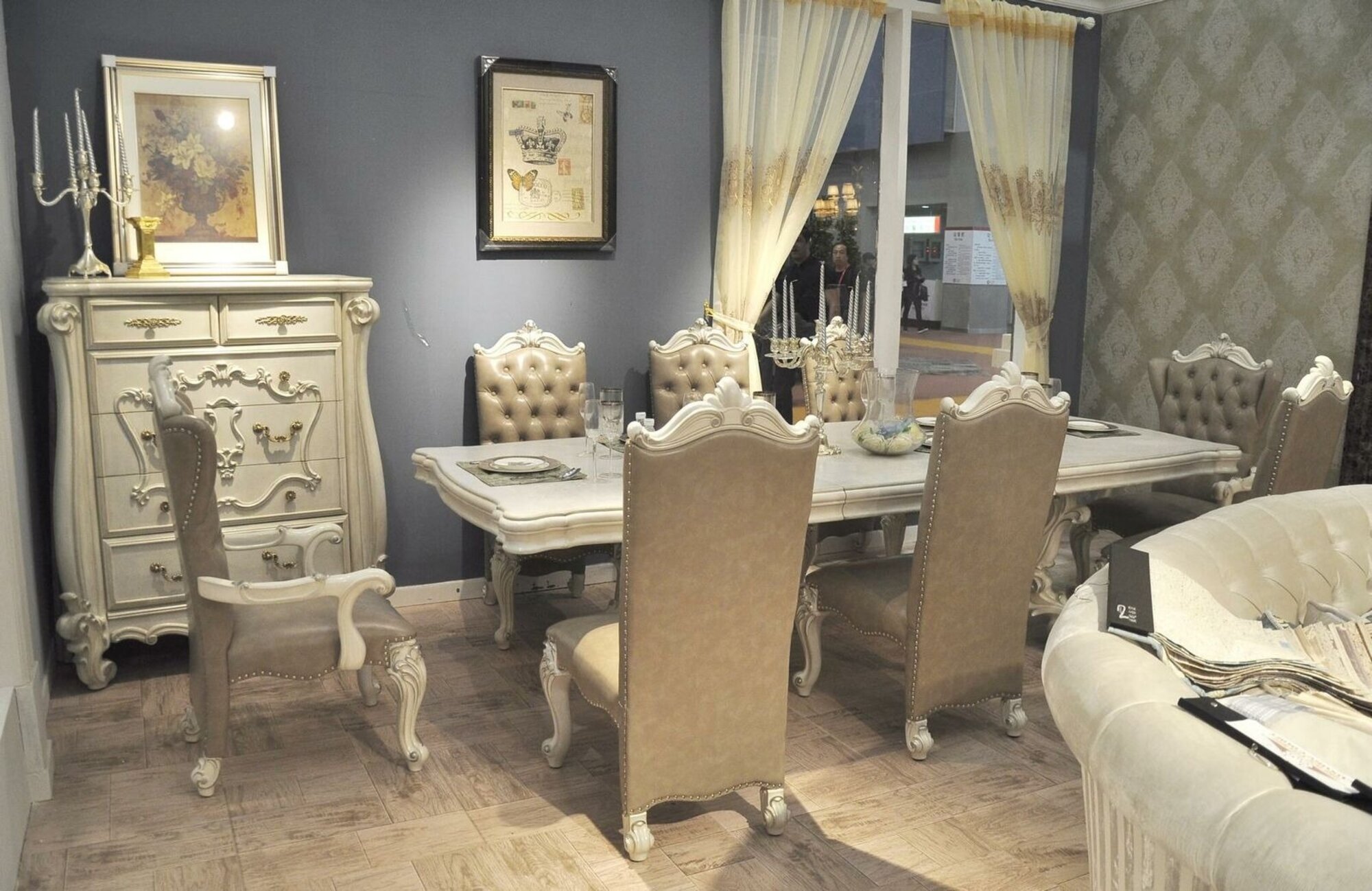 Esstisch + 8x Stühle Esszimmer Set Essgruppe Garnitur Tisch Stuhl Tische