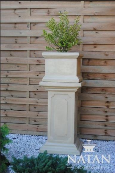 Blumenkorb Blumenkasten Blumen Gefäss Dekoration Statue Figuren