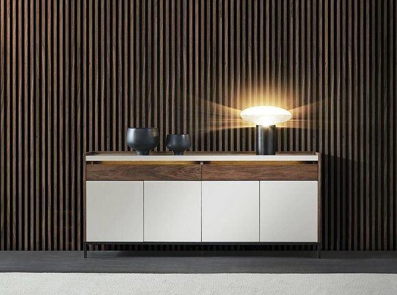 Design Deko Kommode Anrichte Side Lowboard Schrank Regal Luxus Beleuchtet