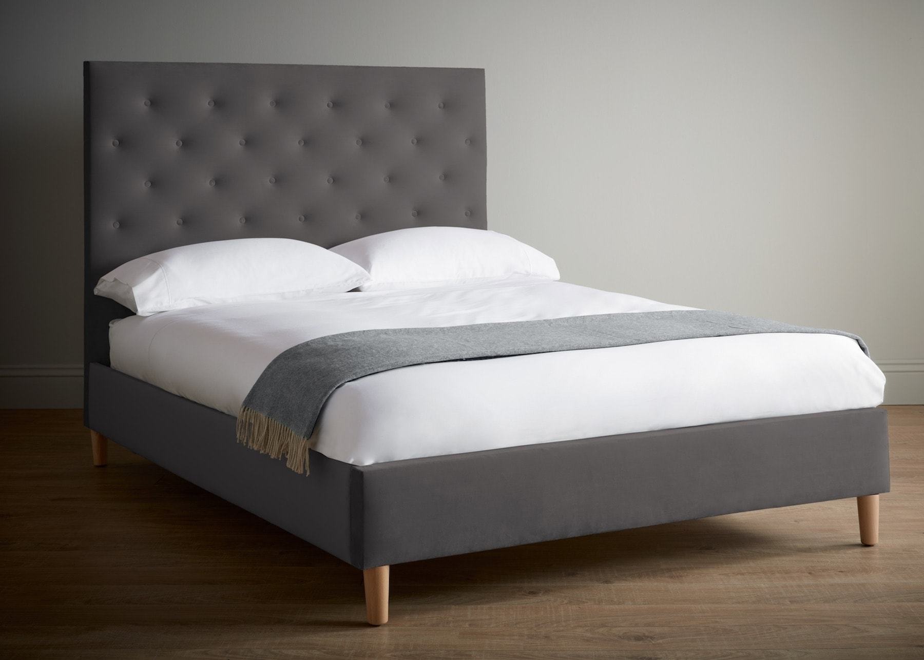Bett Polster Design Luxus Doppel Hotel Betten Schlaf Zimmer Chesterfield