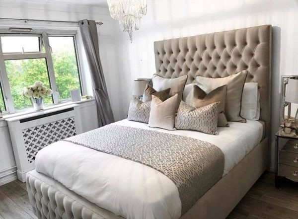 Chesterfield Bett Design Englisches Schlafzimmer Betten 200x200cm Textil