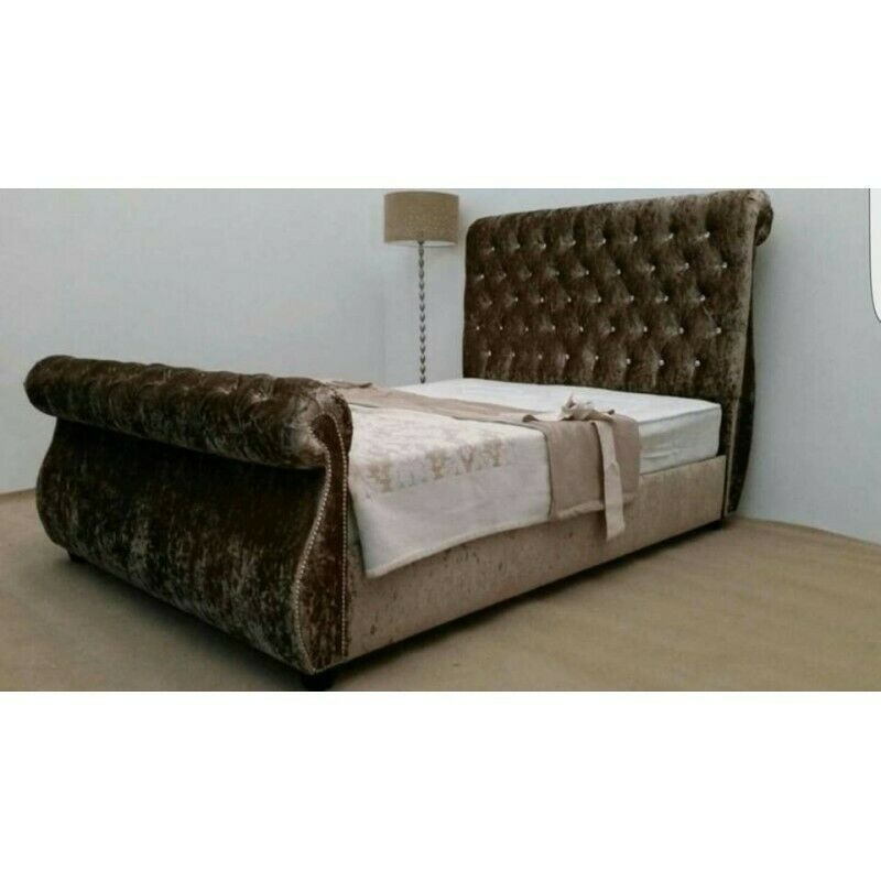 Chesterfield Design Samt Bett Luxus Textil Betten Deko Schlafzimmer Doppel