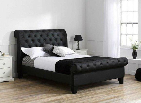 Chesterfield Luxus Hotel Doppel Polster Leder Bett Schlafzimmer Betten
