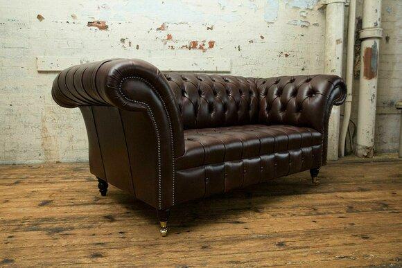 Klassische Polster Möbel Chesterfield Braun Couch Textil Leder Stoff Sofa