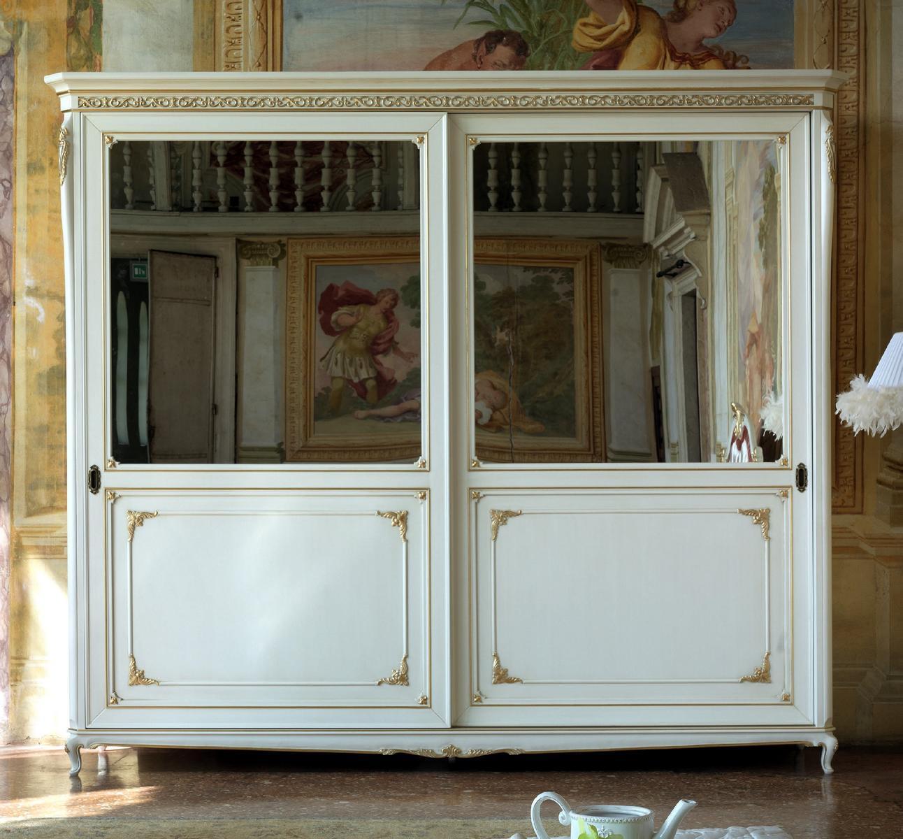 Klassische Kleiderschränke Landhaus Stil Schrank Kleiderschrank Holzschrank