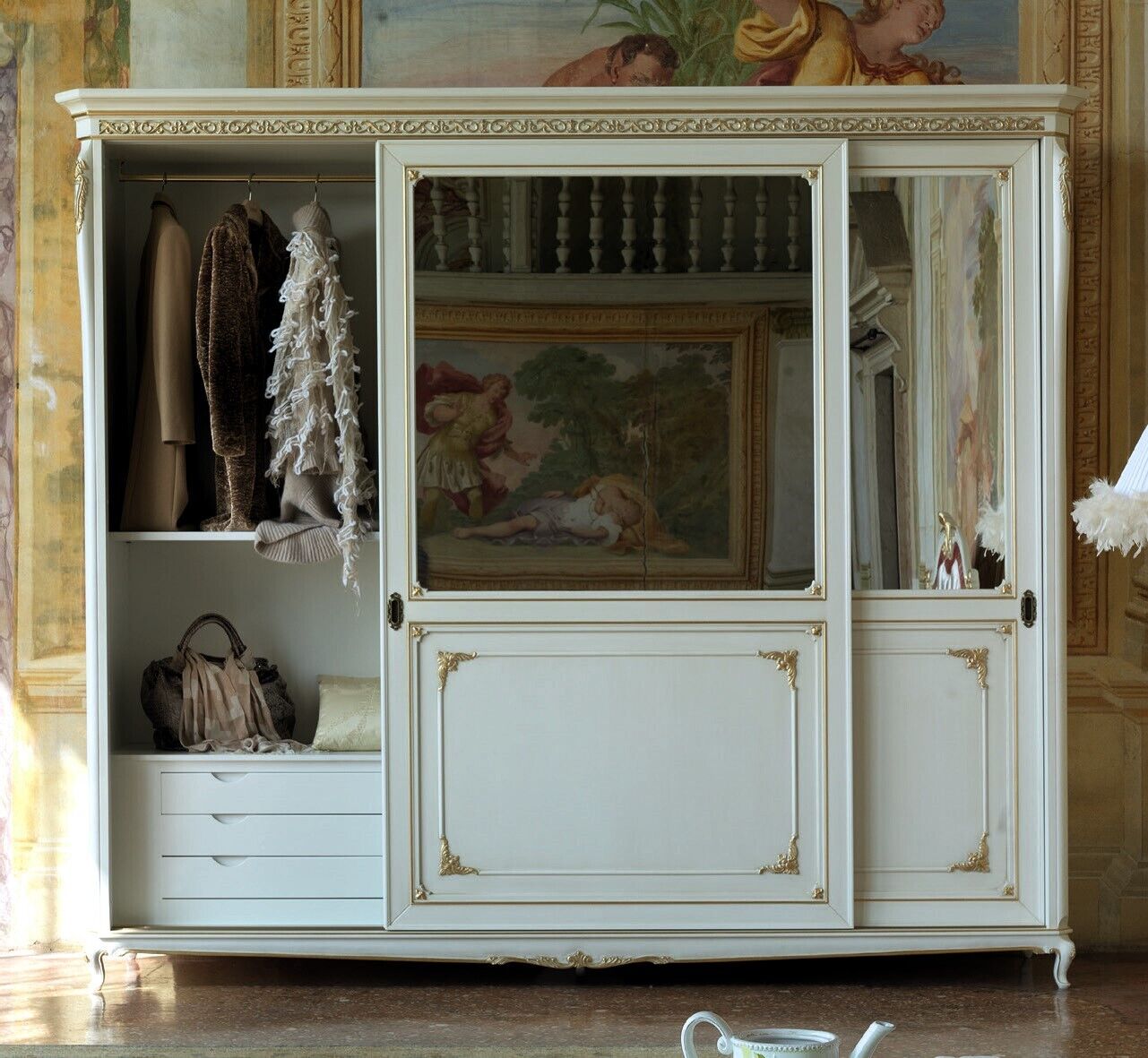 Schränke Anrichte Mehrzweck Design Holz Klassisch Regal Kleider Schrank
