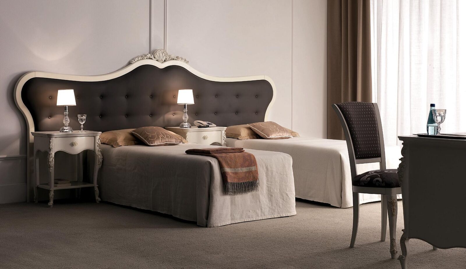 Hotel Einrichtung 2x Betten + Nachttisch Luxus Design Moderne Möbel 3tlg. Set