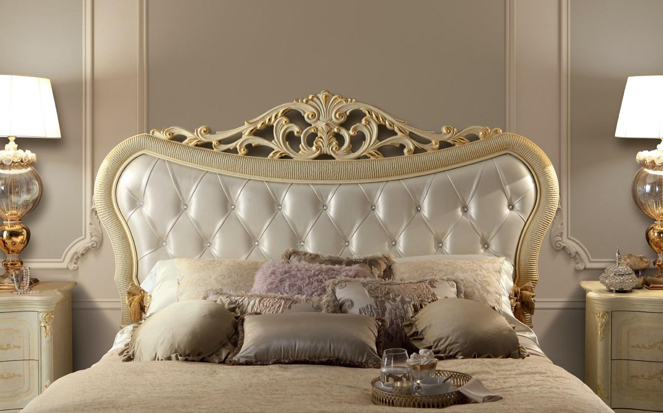 Doppelbett Bett Luxus Betten Holz Bettgestelle Bettrahmen Beige Design Modern