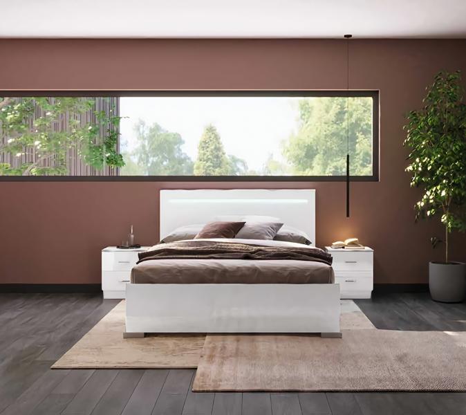 Schlafzimmer Komplette Bett mit LED Nachttische Weiß Holz Hochglanz