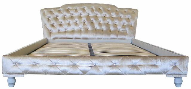 Designer Bett Polsterbett Ehebett königliche Betten Doppelbett Schlafzimmer NEU