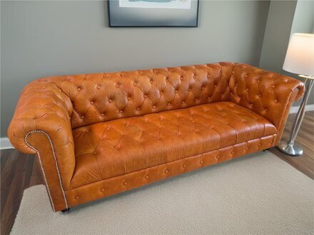 Helles Braun Klassisch Chesterfield Design 3-Sitzer Ledersofa Mittel Sofa Sofort