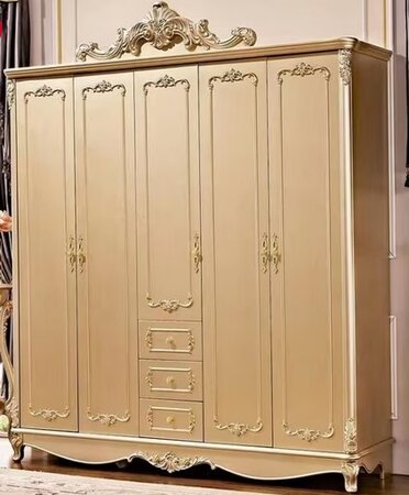 Kleiderschrank aus Holz in elegantem Goldton Designer Schlafzimmer Schrank