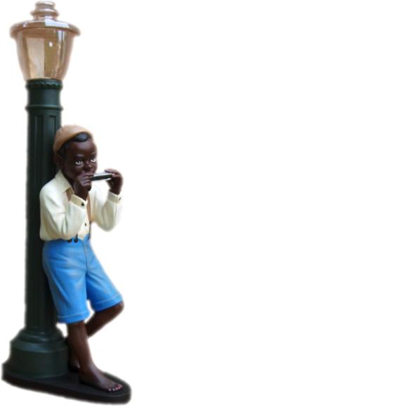 Design Junge mit Mundharmonika Figur Statue Skulptur Figuren Skulpturen