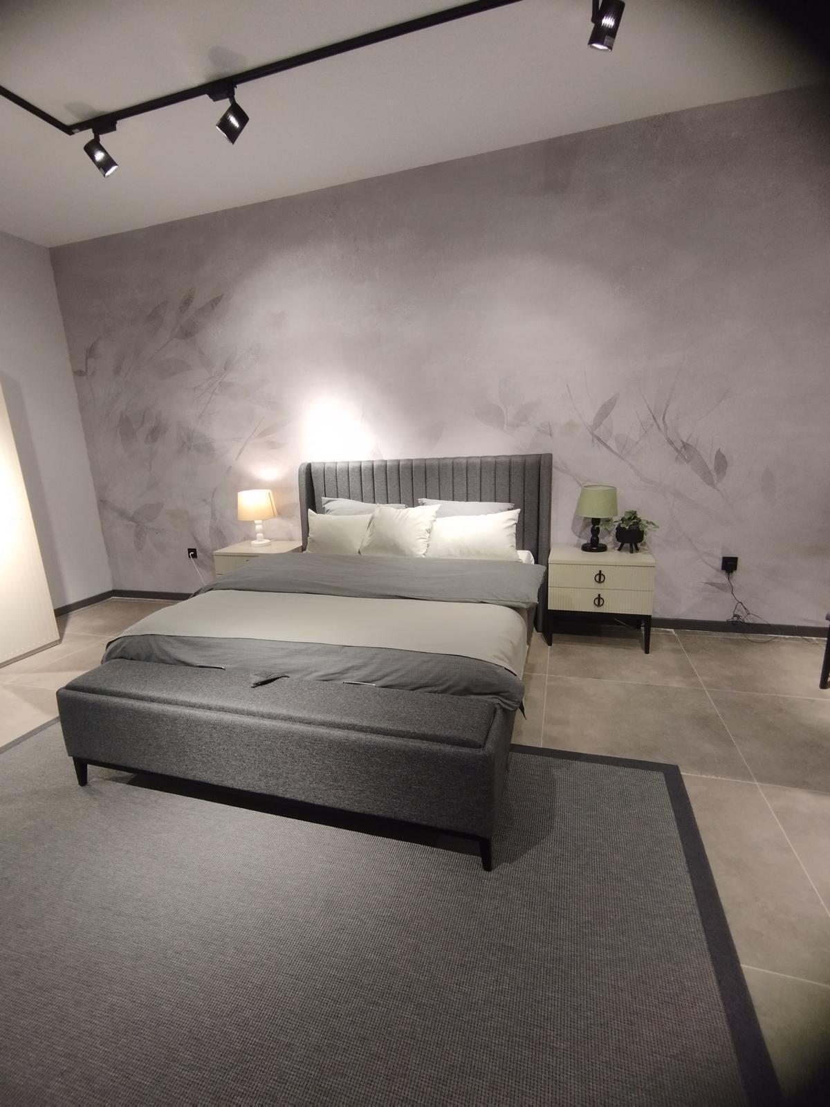 Luxuriöses Schlafzimmer Set Designer Doppelbett Elegant 2x Nachttische