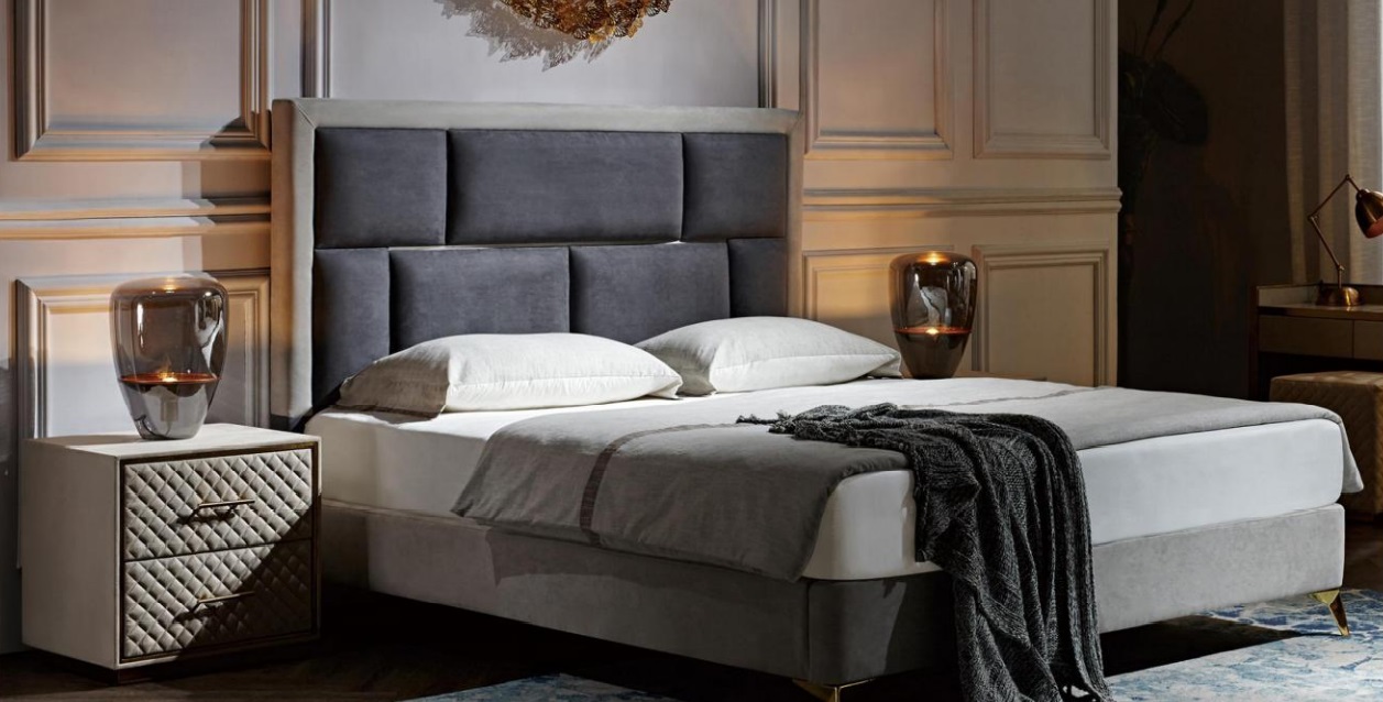 Schlafzimmer 3 tlg. Set Bett 2x Nachttisch Konsole Betten Doppel Polster Hotel