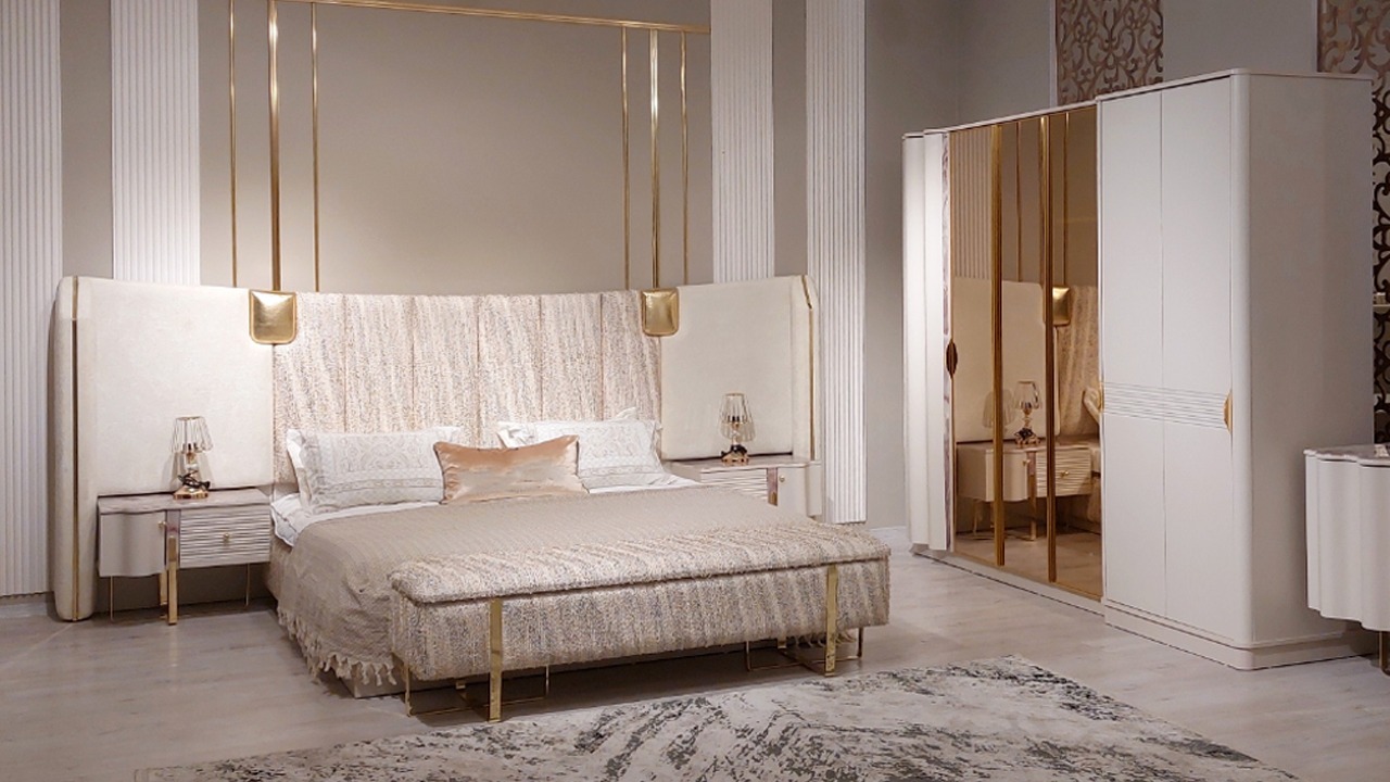 Schlafzimmer Set 4tlg Komplettes Bett 2xNachttische Kleiderschrank Luxus Möbel