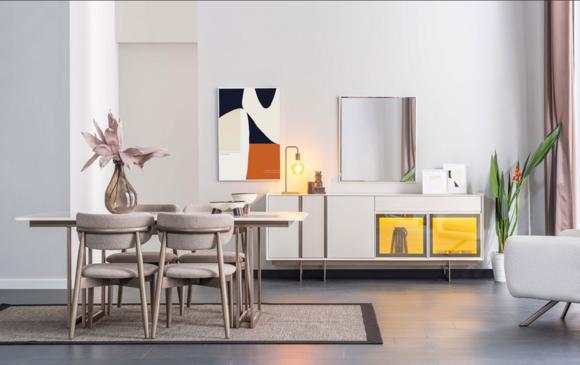 Robustes Esszimmer Set Luxuriöser Esstisch 4x Polsterstühle Anrichte