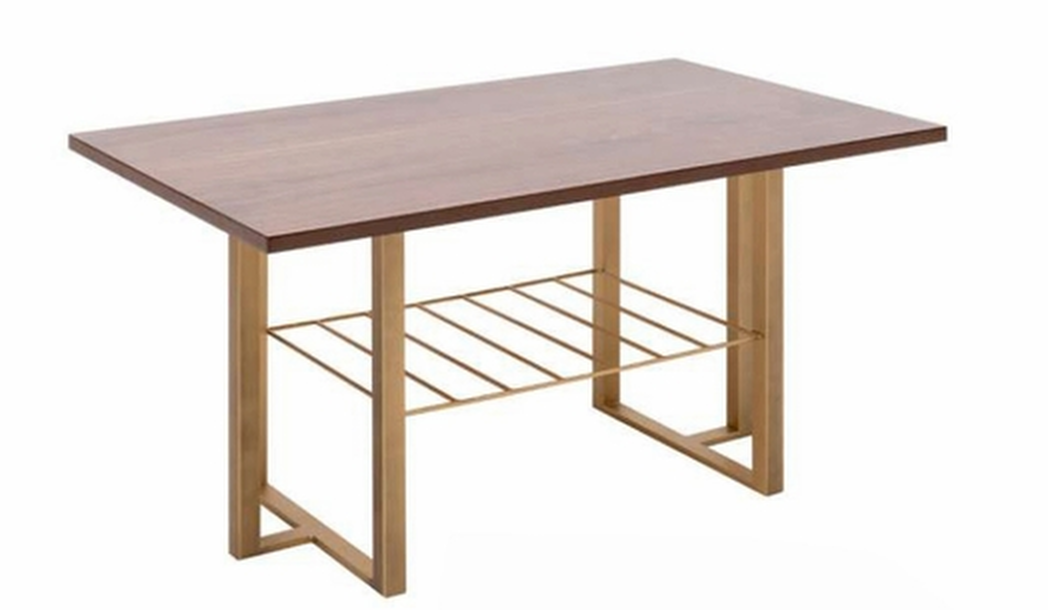 Couchtisch mit Ablageboden – schlichtes Design und praktische Funktion