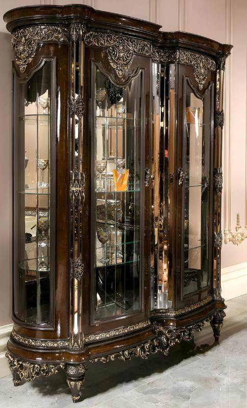 Elegante braune Vitrine aus Holz und Glas in zeitlosem Design
