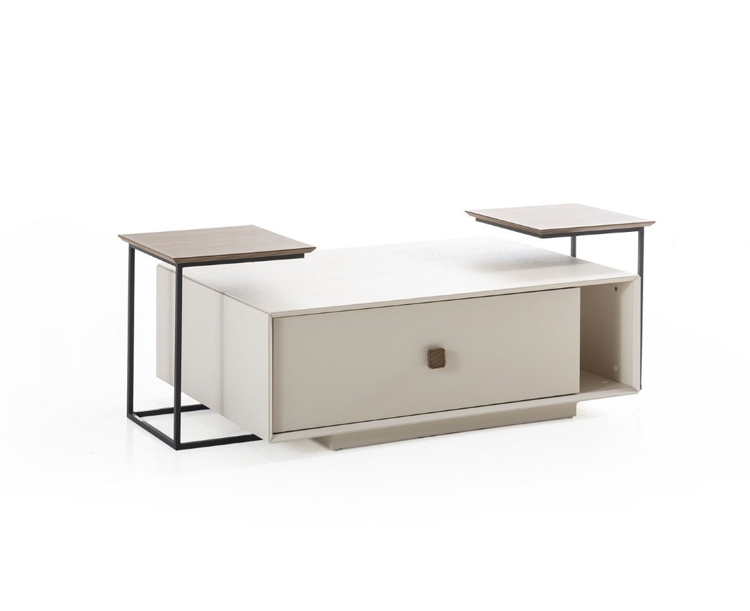 Stilvoller  Couchtisch Modernität, betont durch Details