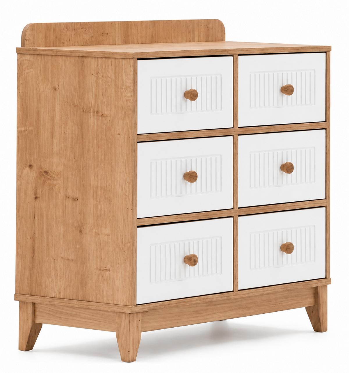 Stilvolle Kommode aus Holz mit weißen Fronten und Naturholzdetails
