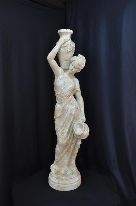 Frau Skulptur Krug Vase Figur Gartenfigur Skulpturen Figuren