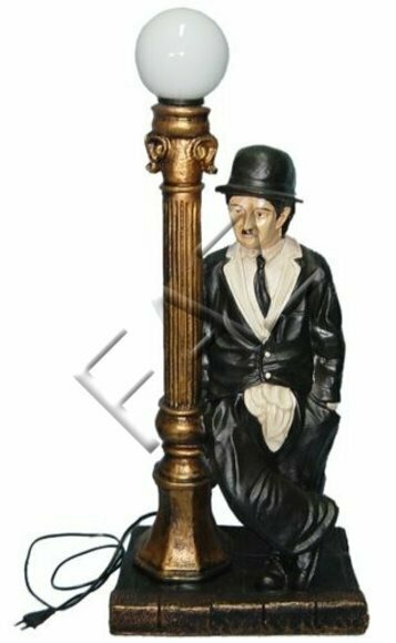 Design Figur mit Lampe Statue Skulptur Figuren Skulpturen Dekoration