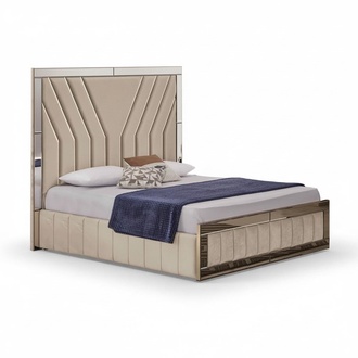Beiges Schlafzimmer Bett Designer Doppelbett Luxuriöser Bettrahmen Bett