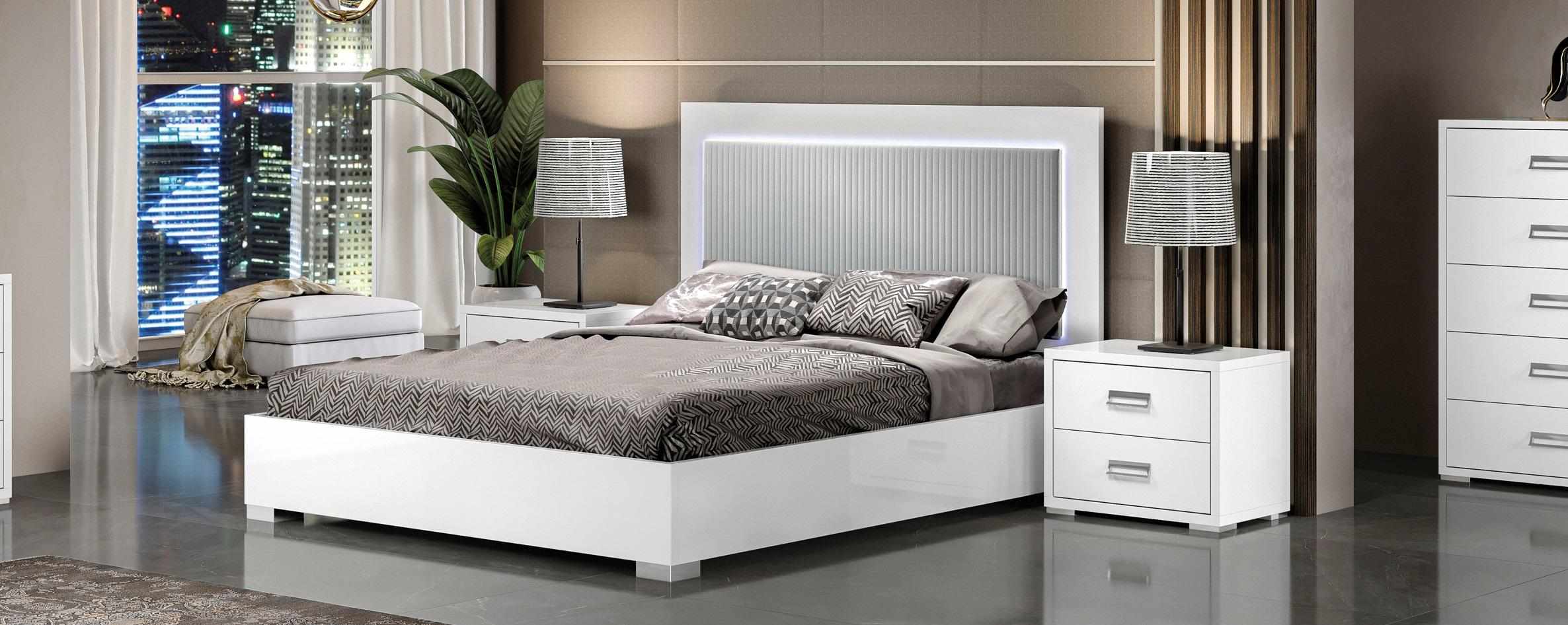Schlafzimmer Bett Nachttisch Garnitur Gruppe Holz Modern Set Design Luxus 3tlg.