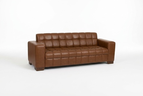Brauner Dreisitzer Luxus Sofa Büromöbel Büroarrangement Bürodesign