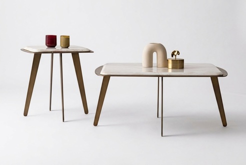 Eleganter Couchtisch mit zwei stilvollen Beistelltischen