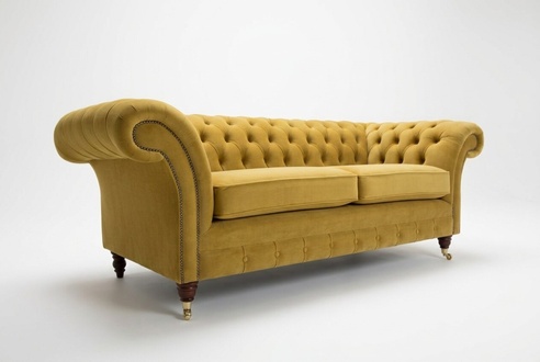 Klassische Polster Möbel Chesterfield Couch Textil Leder Stoff Samt Dreisitzer